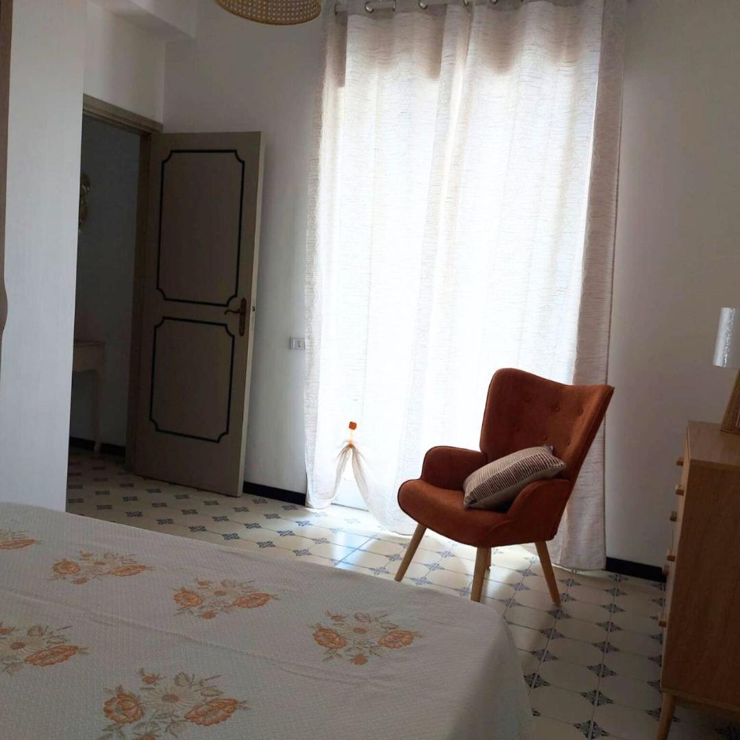 Villa Bouganville Oliveri Exteriör bild